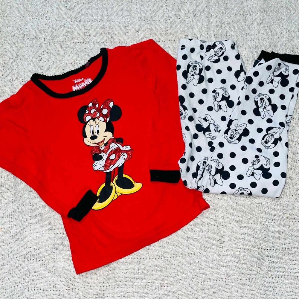 Minnie Mouse pajamas set